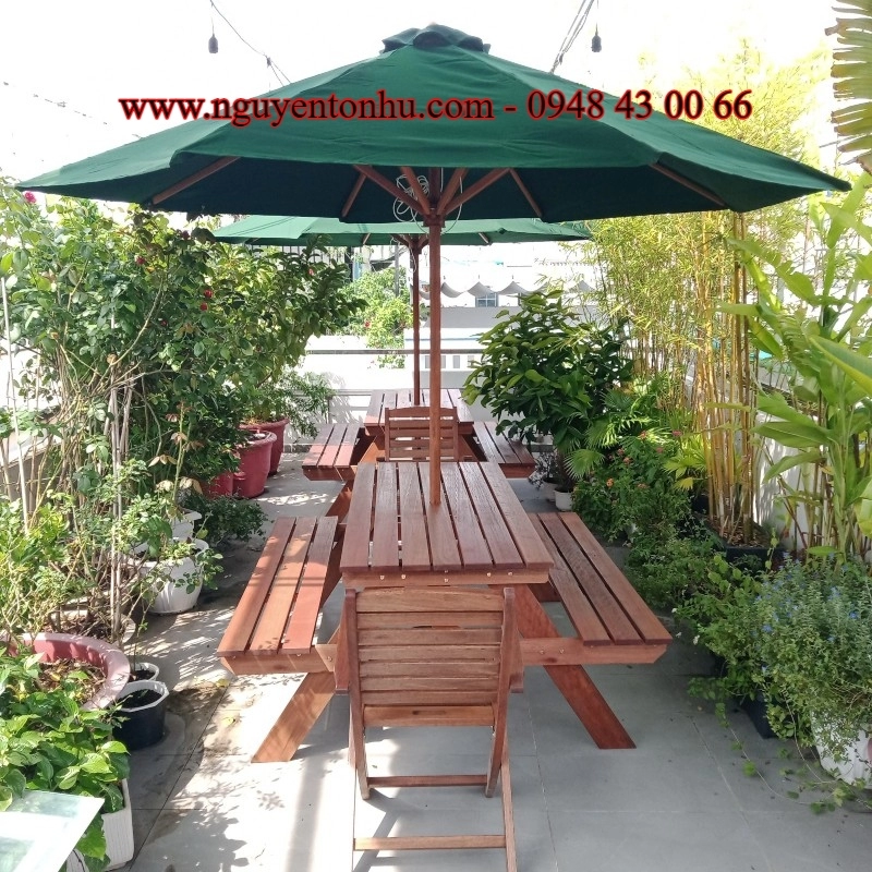 dia chi cung cap ban ghe nhom duc ngoai troi 1 7721 - Bộ bàn ghế băng liền ngoài trời có lổ cắm dù